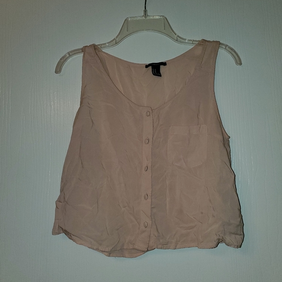 Forever 21 Tops - 🛑Forever 21 cropped tank